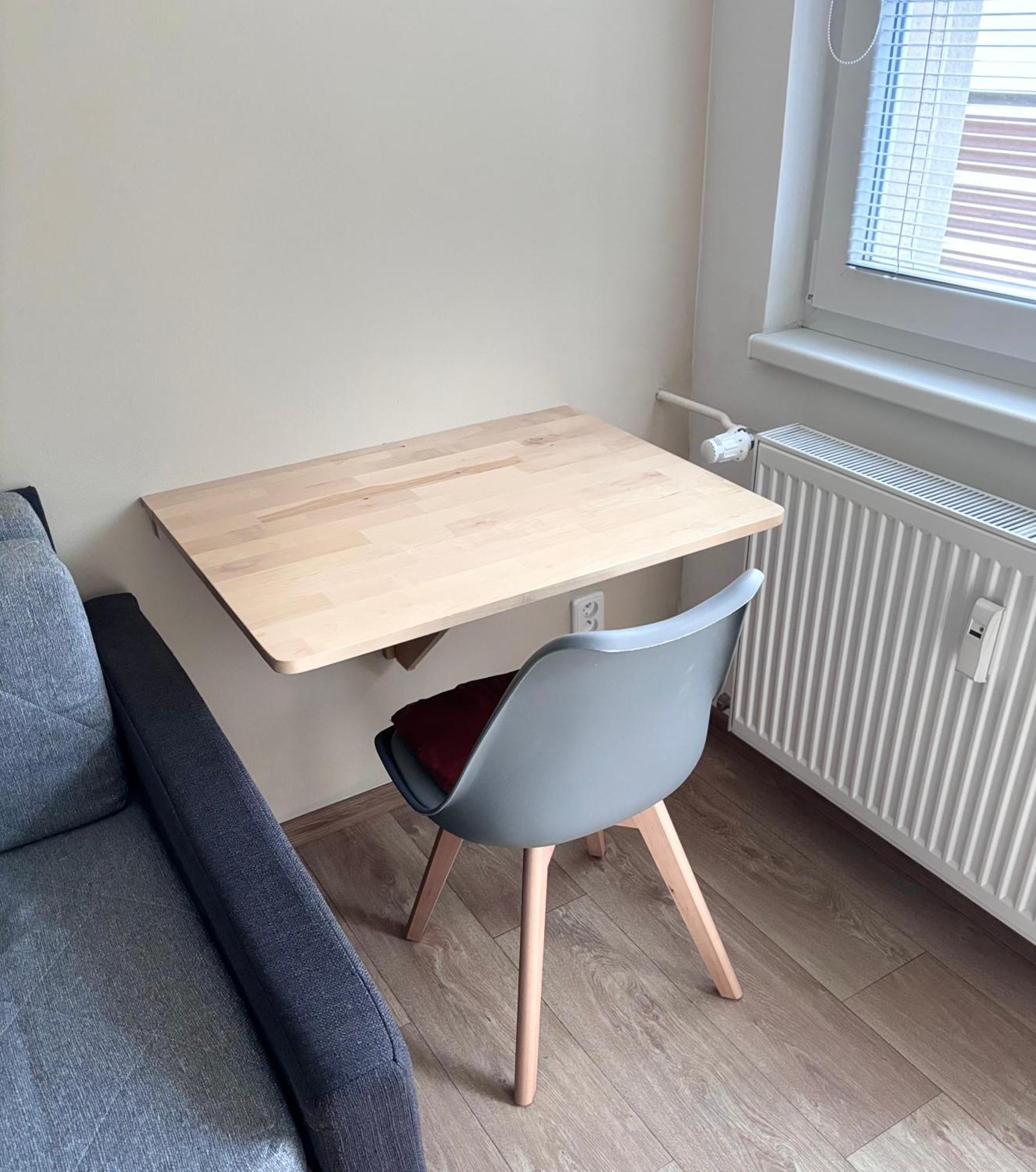Apartman Na Kraji Lesa Všemina Buitenkant foto